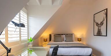 The Victoria - Central Luxury Home