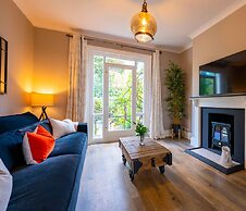 The Victoria - Central Luxury Home