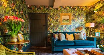 The Palm Cottage Marlow
