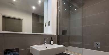 Super Vibrant 2 Bedroom With Parking