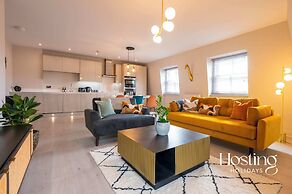 Super Vibrant 2 Bedroom With Parking