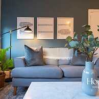 Super Central Apartment Close To River Station