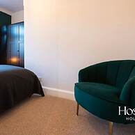 Super Central Apartment Close To River Station