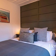 Super Central Apartment Close To River Station