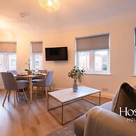 Super Central Apartment Close To River Station