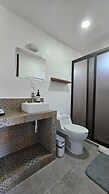 R07 Habitación Equipada STV WIFI Parking