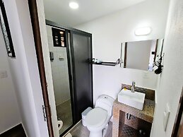 R07 Habitación Equipada STV WIFI Parking