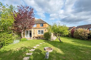 Kidlington 3 BR House Parking Large Garden