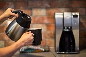 R09 Habitacion Equipada STV WIFI Parking