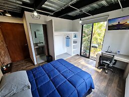 R09 Habitacion Equipada STV WIFI Parking