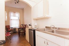 Saint Nicholas Inn Guesthouse