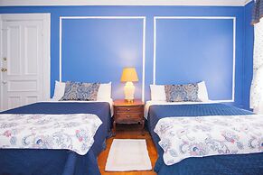 Saint Nicholas Inn Guesthouse