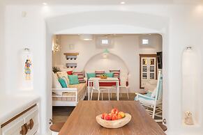 Kallos Villas & Suites