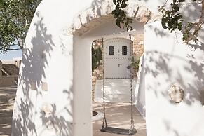 Kallos Villas & Suites