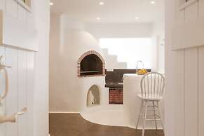 Kallos Villas & Suites