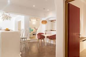 Kallos Villas & Suites