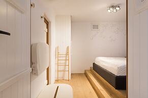 Kallos Villas & Suites