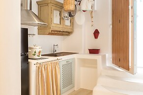 Kallos Villas & Suites