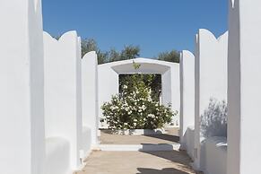 Kallos Villas & Suites