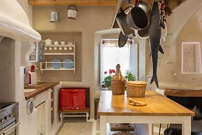 Kallos Villas & Suites