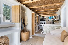 Kallos Villas & Suites