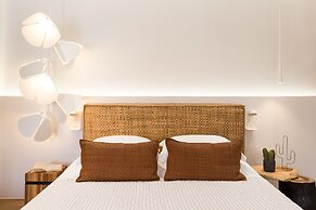 Kallos Villas & Suites