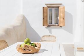 Kallos Villas & Suites