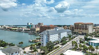 Ocean Front Beach in Clearwater 2BB 2BA