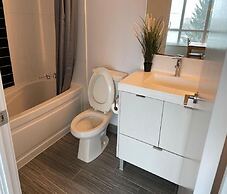 Waterfront Yonge Apartments