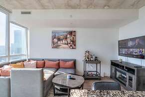 Waterfront Yonge Apartments