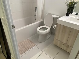 Waterfront Yonge Apartments