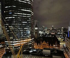 Waterfront Yonge Apartments