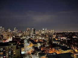 Waterfront Yonge Apartments