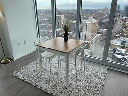 Waterfront Yonge Apartments