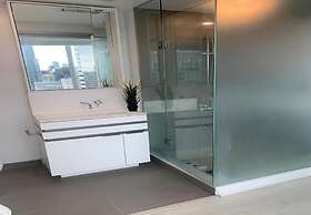 Waterfront Yonge Apartments