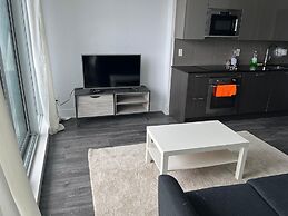 Waterfront Yonge Apartments