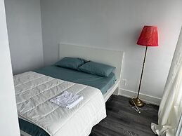 Waterfront Yonge Apartments