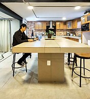 R10 Habitación Equipada STV WIFI Parking