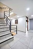 R10 Habitación Equipada STV WIFI Parking