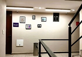 R10 Habitación Equipada STV WIFI Parking