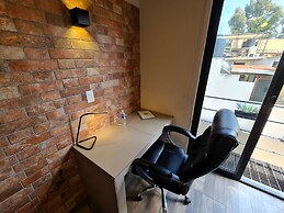 R10 Habitación Equipada STV WIFI Parking