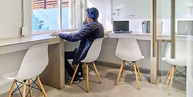 R10 Habitación Equipada STV WIFI Parking