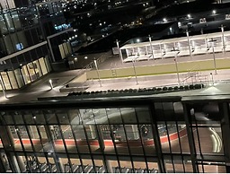 Waterfront Jane Retreat