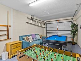 Lake View Pool Home With Game Room