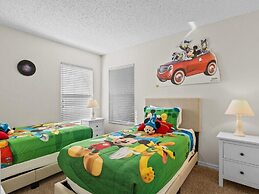 Lake View Pool Home With Game Room