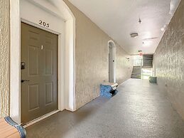 3 Bed Windsor Palms Condo - Conservation Views