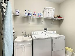 Paradise Away From The Parks at Solterra