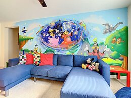 Paradise Away From The Parks at Solterra