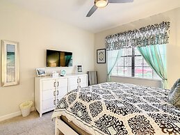 Paradise Away From The Parks at Solterra