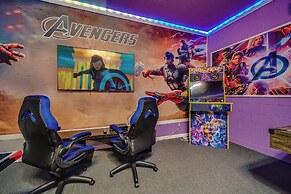 Living Large on Lelani